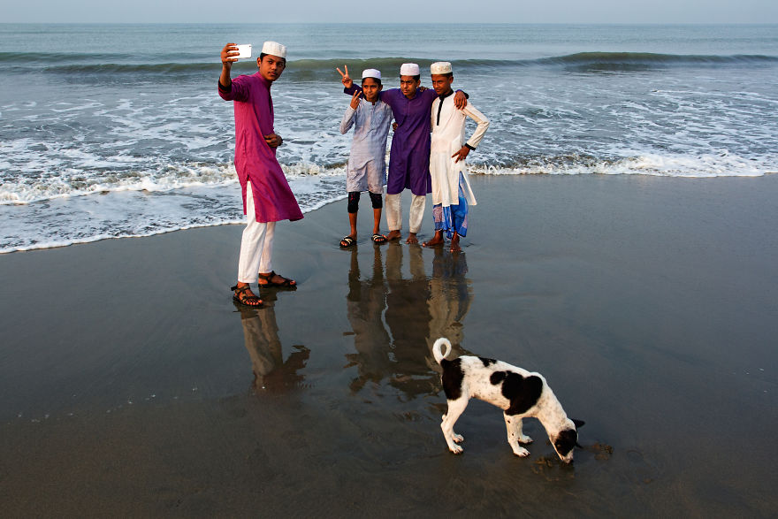 Before Leave, Let's Take A Selfie