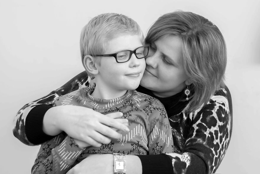 I Took Photos Of Moms And Their Children With Special Needs To Show Their Love To Each Other