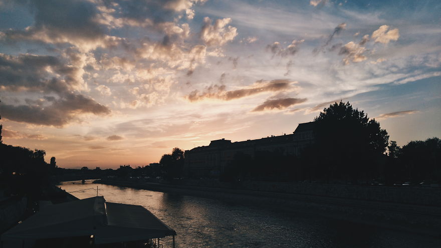 I Started Looking Up At The Sky And Guess What I Saw I Started Looking Up At The Sky And Guess What I Saw