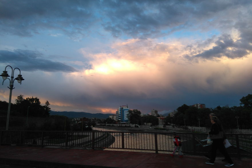 I Started Looking Up At The Sky And Guess What I Saw