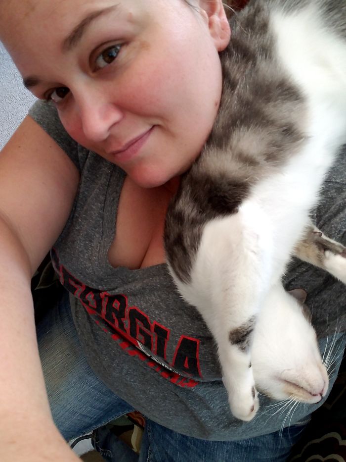 Not Quite Sure If This Scarf Fits? (nap Time For Ruger)