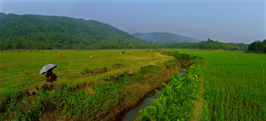 Waiting For Boat - Jaflong, Sylhet, Bangladesh
