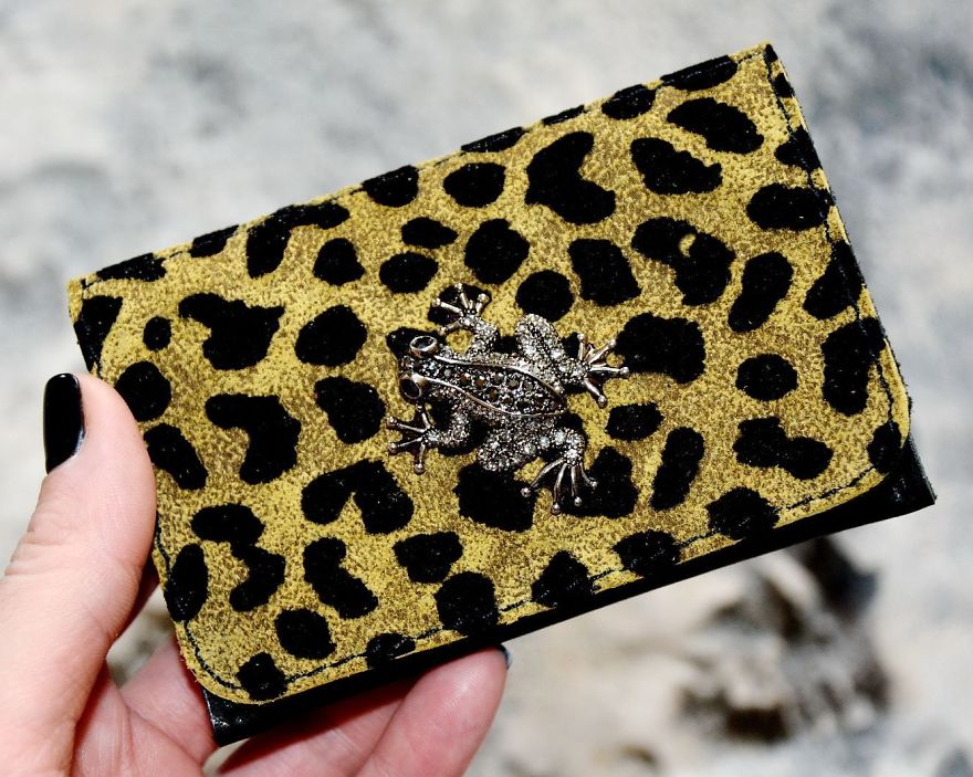 10+ Frightening Leather Watches, Iphone Covers And Other Handmade Accessories You’ll Be Marveled With