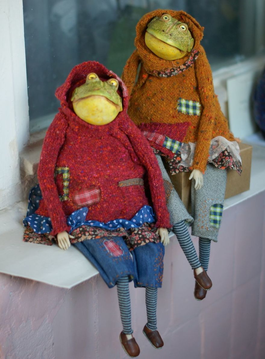 These Fab Papier-Mache Frogs Would Fairy-Tale Any Room These Fab Papier-Mache Frogs Would Fairy-Tale Any Room