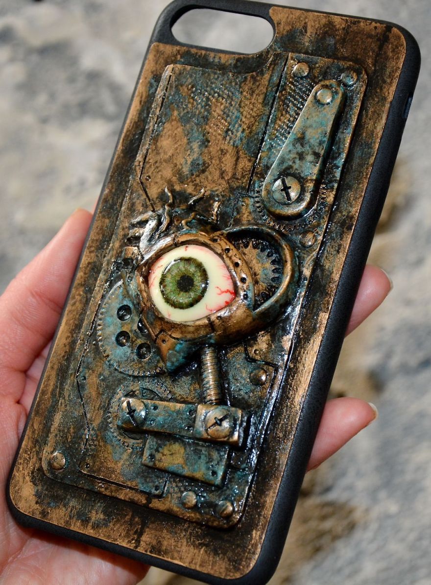 10+ Frightening Leather Watches, Iphone Covers And Other Handmade Accessories You’ll Be Marveled With