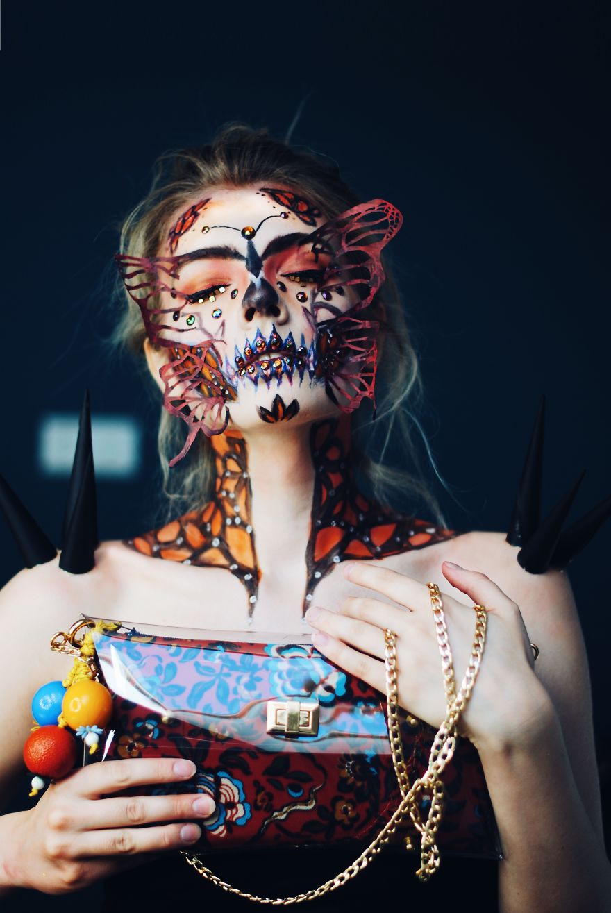 I Match My Makeup With Colorful Handbags I Match My Makeup With Colorful Handbags