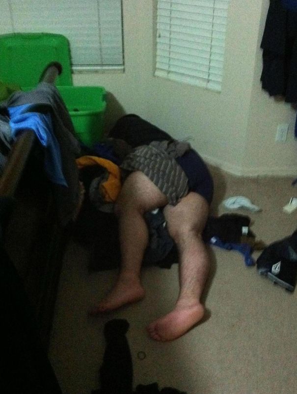 I Asked My Husband To Clean Our Room. This Triggered His Inner 5 Year Old And He Fell Asleep