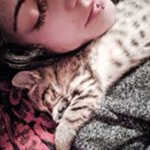 freakishfetishfeline avatar