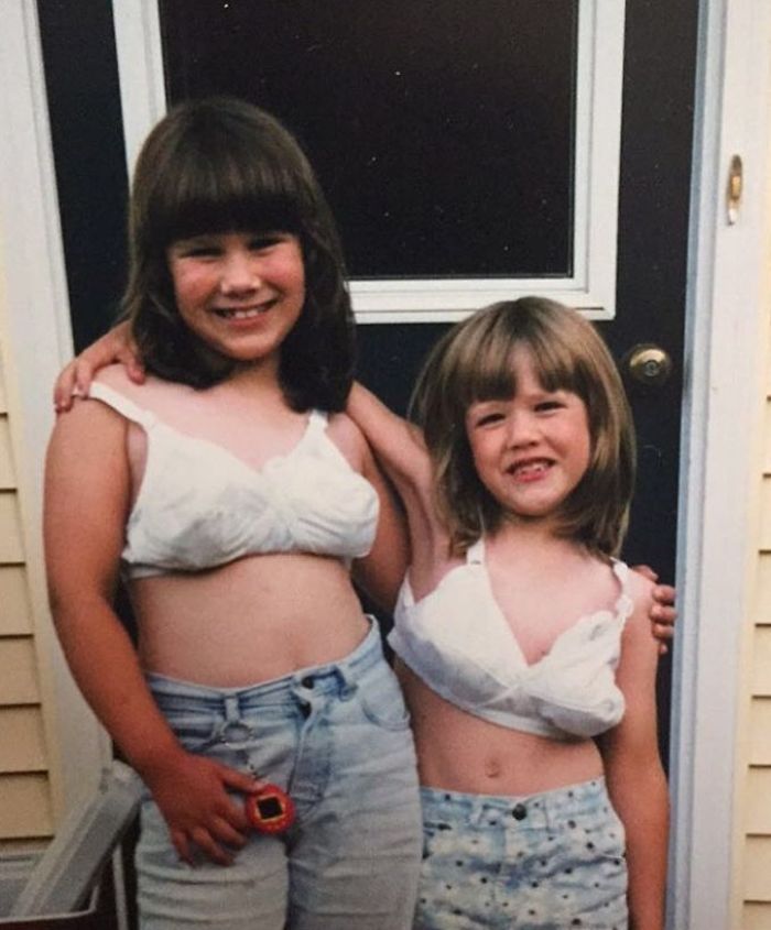 Mom Jeans And A Tamagotchi Keychain