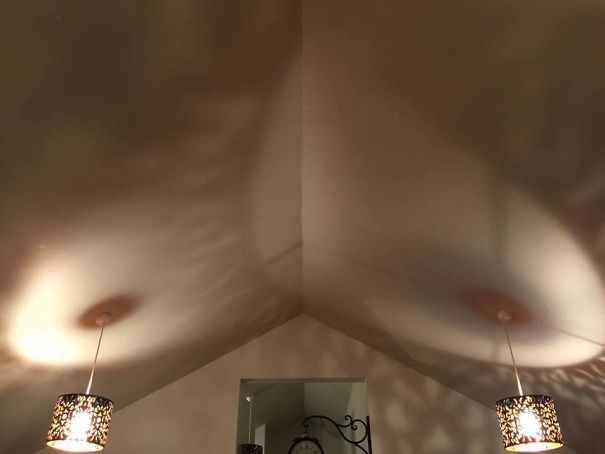 Friend Switched On The Lights In His Hotel Room And Looked Up