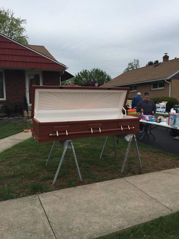 It's Yard Sale Season In My Town