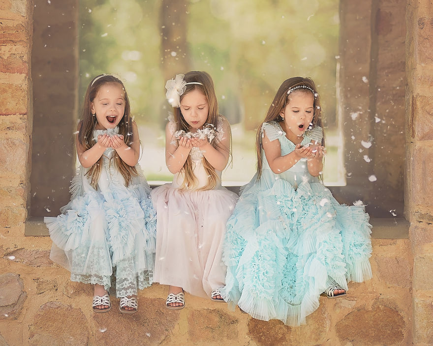 Raising Triplet Girls