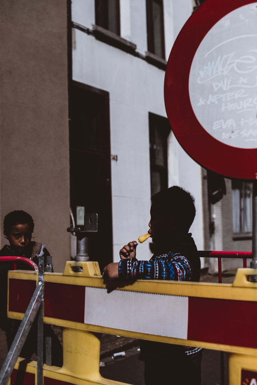 After Posting My Photo Project On Bored Panda I Lived A Year From Trading And Now I’m Releasing A Book After Posting My Photo Project On Bored Panda I Lived A Year From Trading And Now I’m Releasing A Book