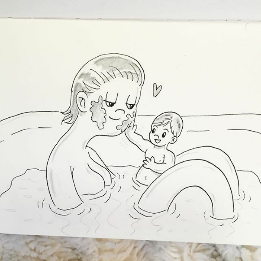 Poppy Likes To Wash Mummy In The Bath