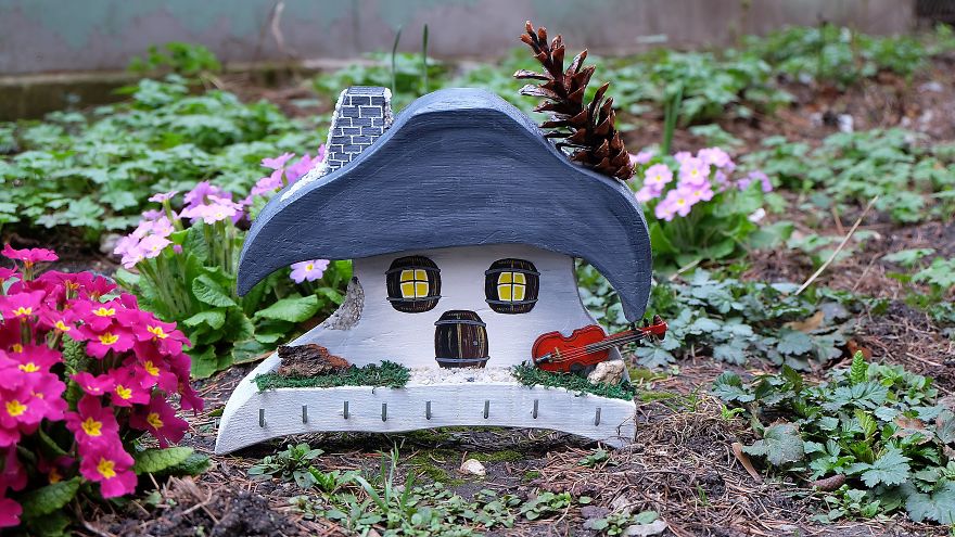 I Make Wooden Houses That You Can Hang On Your Wall