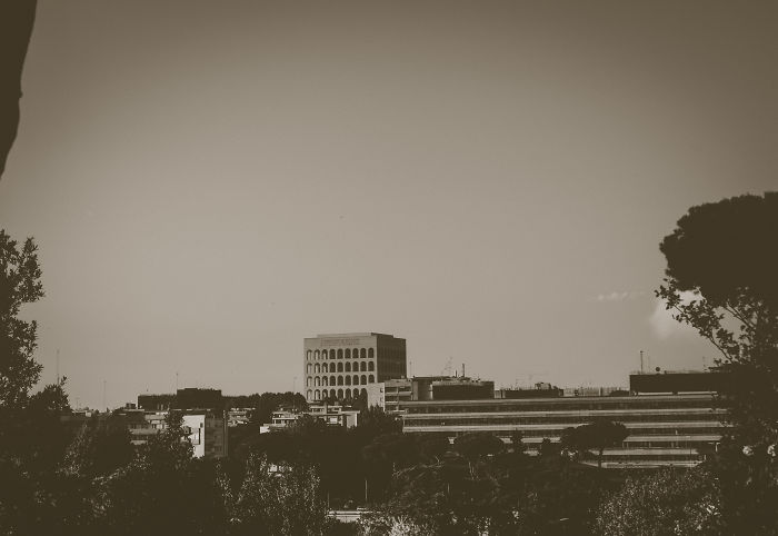 10+ Monochromatic Photographs Of The Most Modern District Of Rome
