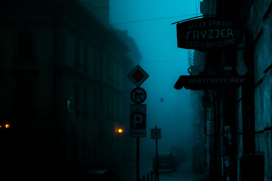 Underwater City: I Captured The Mystical Feeling Of Cracow At 4 AM Underwater City: I Captured The Mystical Feeling Of Cracow At 4 AM