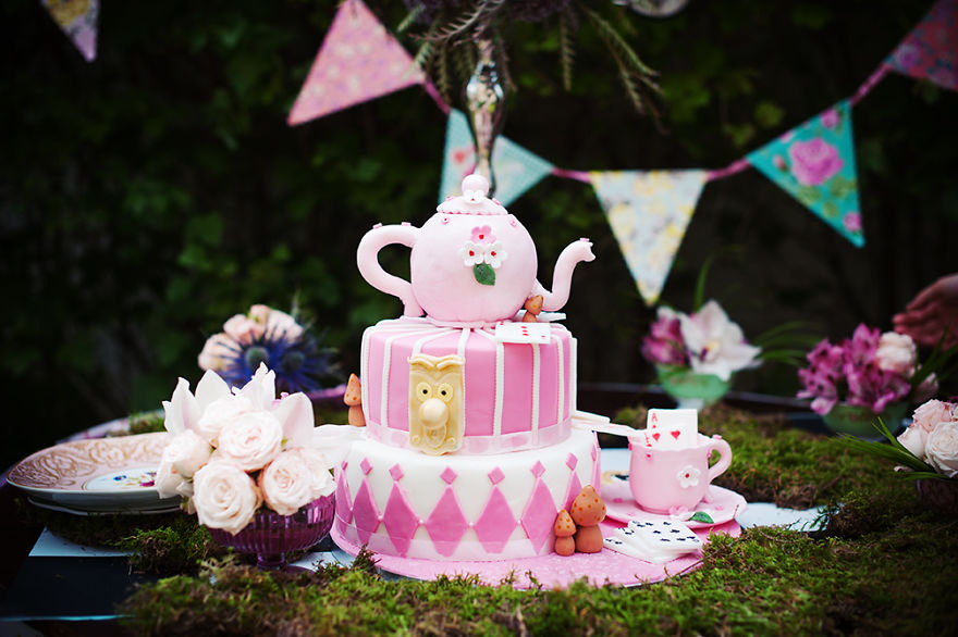 Alice In Wonderland Baby Shower