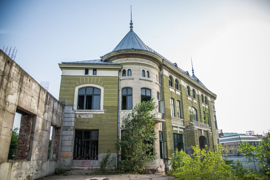 Bragadiru Beer Factory