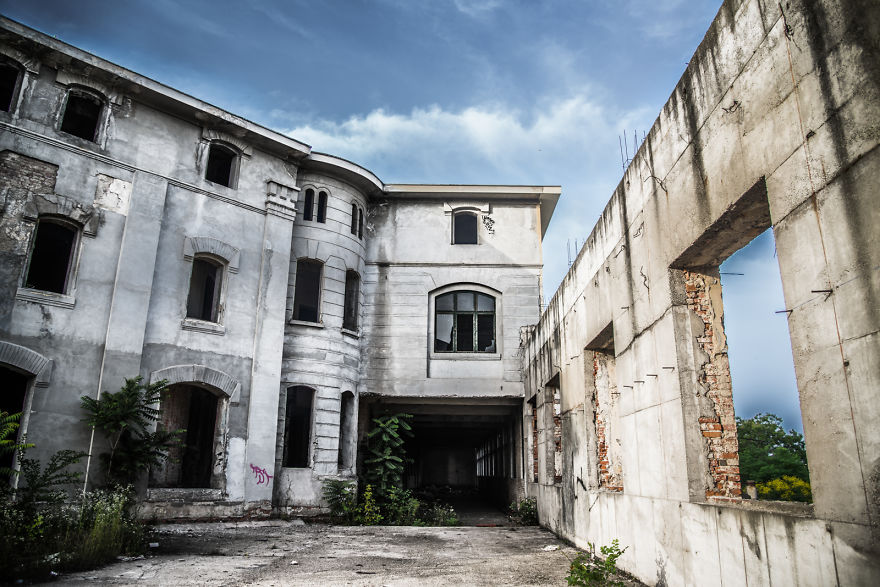 Bragadiru Beer Factory