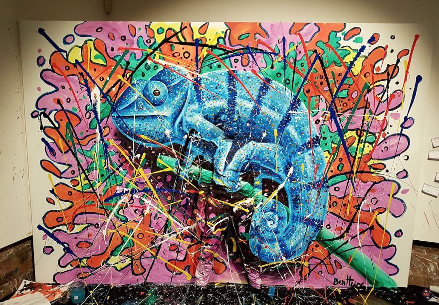 Model Disappearing In Live Paintings