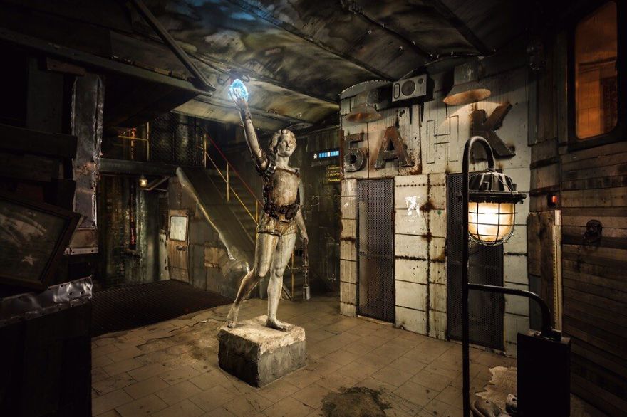 How I Made The Craziest Escape Room Ever From A Useless Rubbish