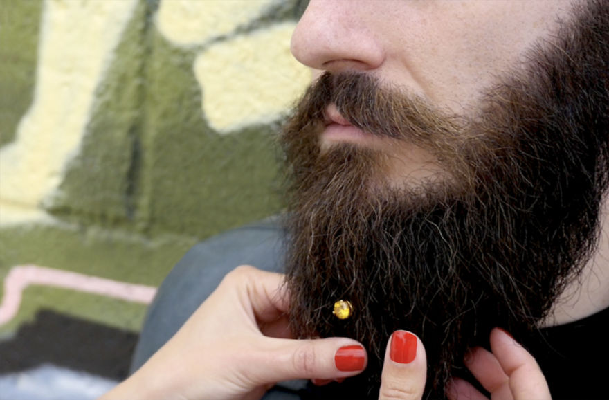 A Boyfriend Doesn’t Appreciate His Girlfriend’s Gift, But Instead Other Men Love It