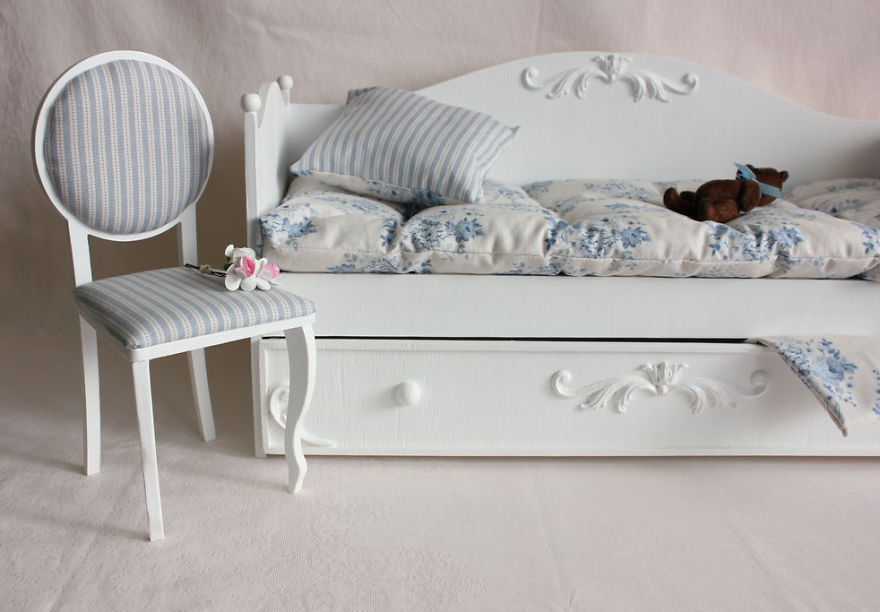 Luxurious Scale: Miniature Furniture 1:12 By Marina Ponomareva