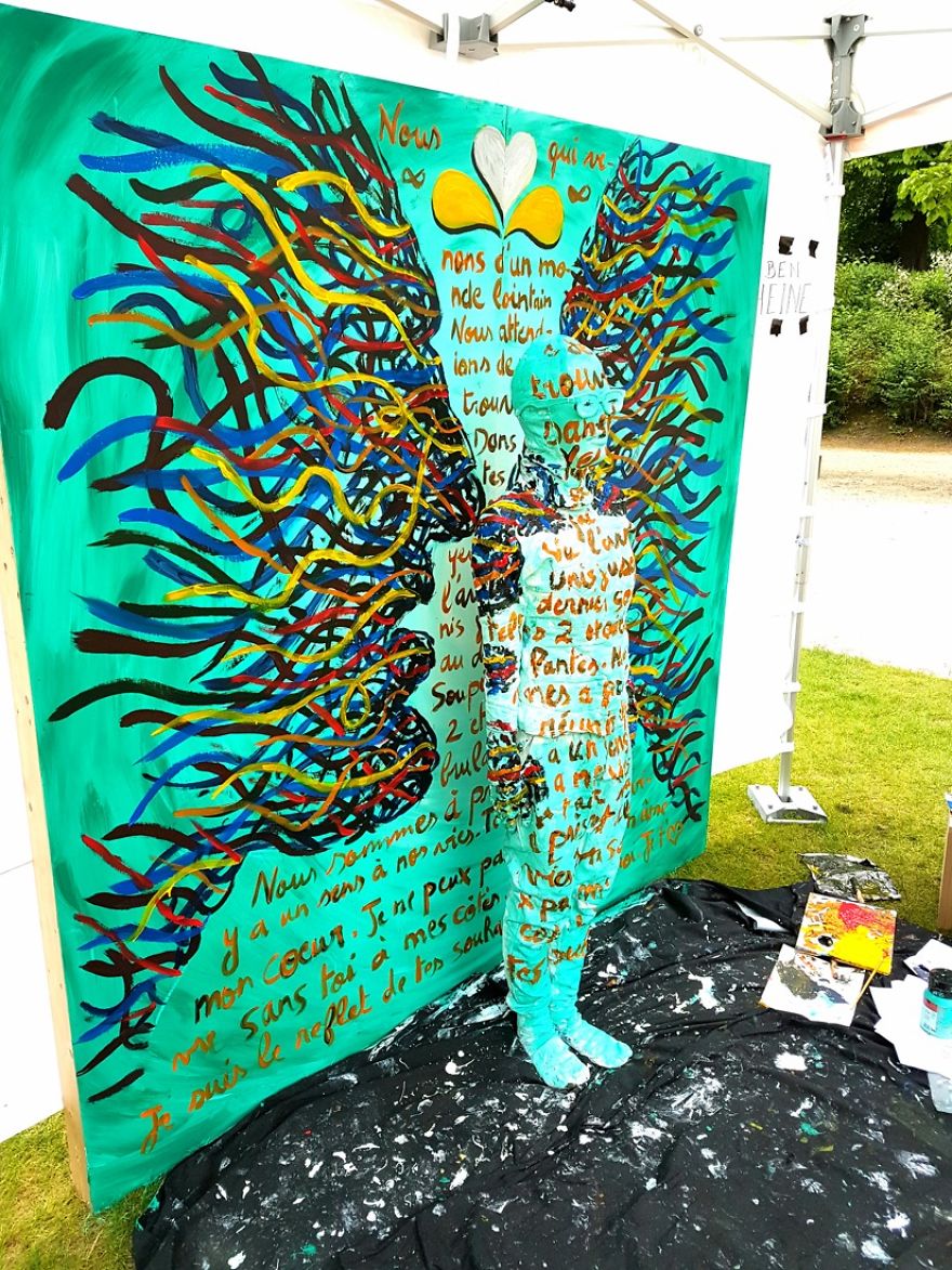 Model Disappearing In Live Paintings