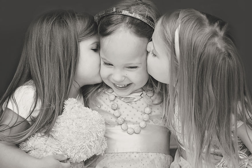 Raising Triplet Girls