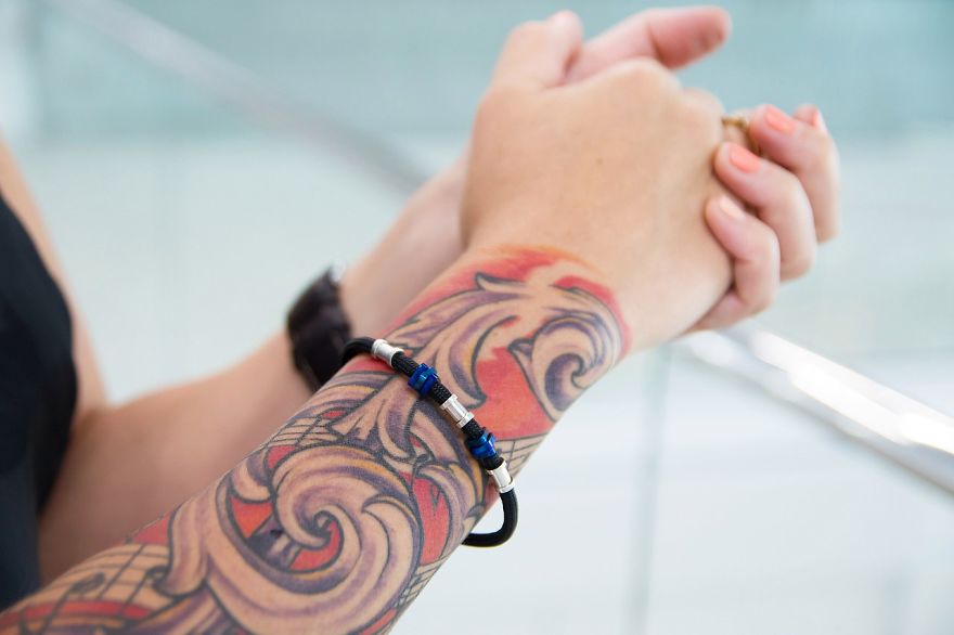 Russian Studio "Art Queen" Makes A Very Interesting Jewelry Of Titanium.