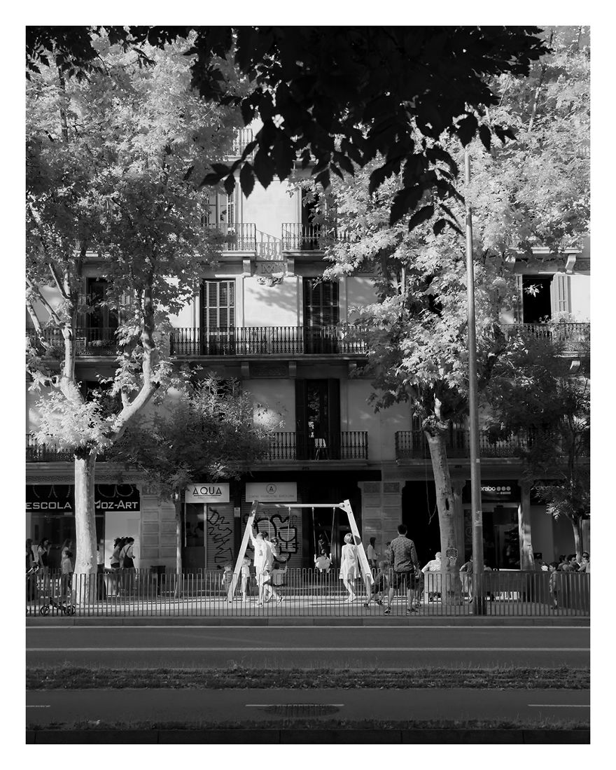 Seeing Barcelona In My Ultracolour Lens