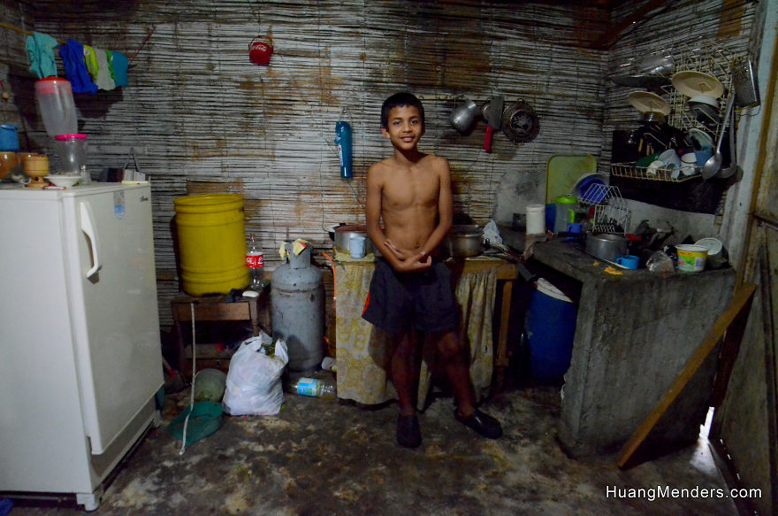 We Used To Photograph People Around The World In Their Homes, Now We Are Documenting Refugees Seeking Safety