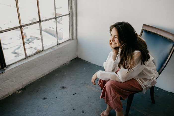 Experiment Reveals The Difference Between Pro Photographers Using $500 Gear VS. Amateur Using $4,950 Gear Experiment Reveals The Difference Between Pro Photographers Using $500 Gear VS. Amateur Using $4,950 Gear