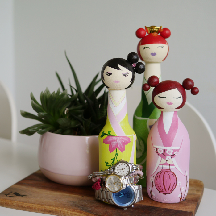 I Collected Glass Bottles And Ended Up Creating Japanese Dolls
