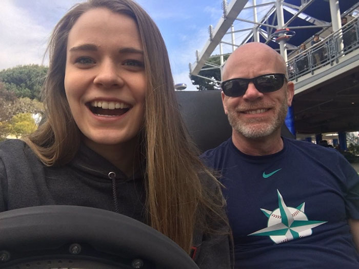 Dad Makes Daughter's Lunch Everyday But His Note On Her Last Day Of School Makes Everyone Cry Dad Makes Daughter's Lunch Everyday But His Note On Her Last Day Of School Makes Everyone Cry