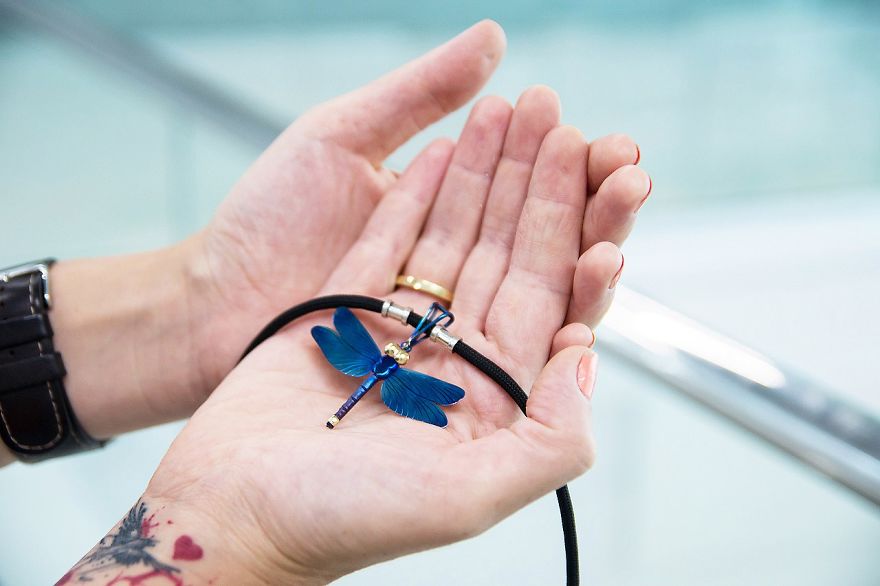 Russian Studio "Art Queen" Makes A Very Interesting Jewelry Of Titanium.