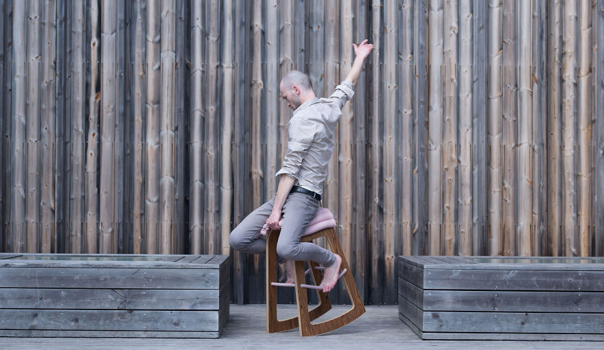 We Designed A Work Chair That Will Let You Enjoy Sitting Again We Designed A Work Chair That Will Let You Enjoy Sitting Again