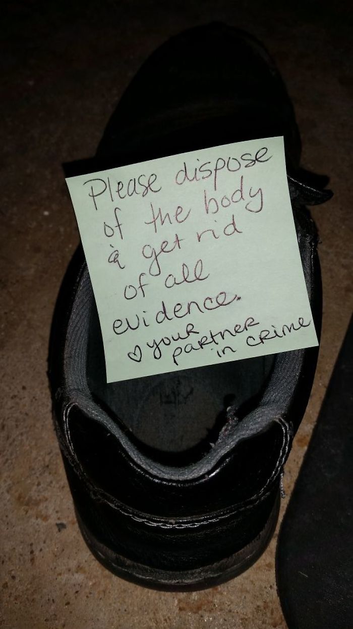 Placed My Husband’s Heavy Shoe On A Cockroach For Him To Find