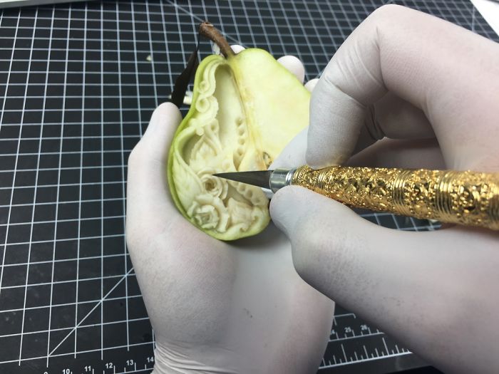 I Turn Fruit Into Unique Artworks With Just A Knife