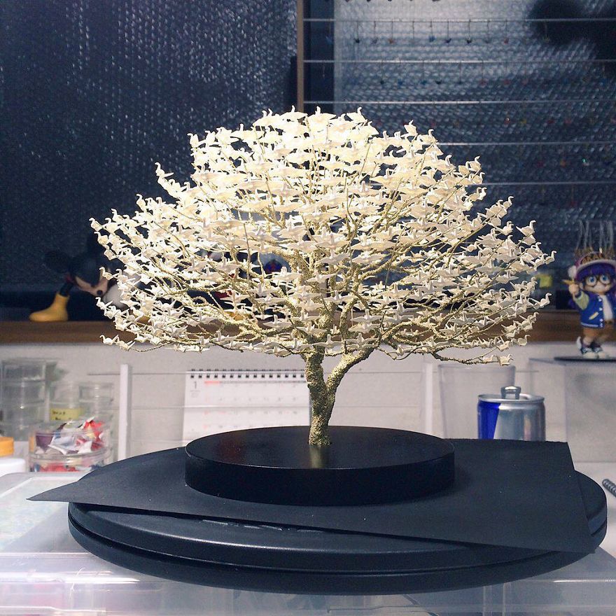 1000s Of Miniature Origami Cranes Turned Into Incredible Bonsai Trees By Naoki Onogawa 1000s Of Miniature Origami Cranes Turned Into Incredible Bonsai Trees By Naoki Onogawa