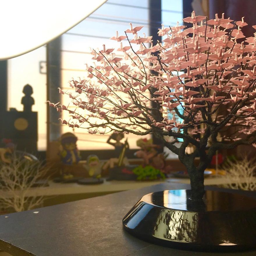1000s Of Miniature Origami Cranes Turned Into Incredible Bonsai Trees By Naoki Onogawa 1000s Of Miniature Origami Cranes Turned Into Incredible Bonsai Trees By Naoki Onogawa