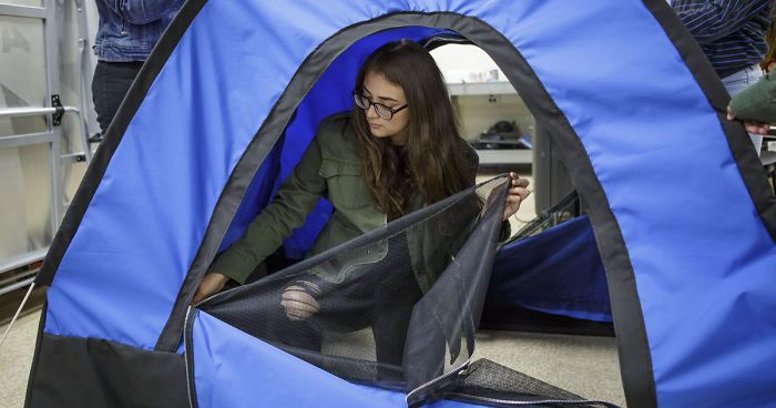 Teen Girls Invent Solar-Powered Tent For Homeless With No Engineering Experience, Win Grant From MITTeen Girls Invent Solar-Powered Tent For Homeless With No Engineering Experience, Win Grant From MIT