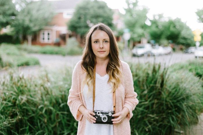 Woman Buys Old Camera In Thrift Store, Develops Its Film, And Discovers Mt. St. Helens Eruption Photos Woman Buys Old Camera In Thrift Store, Develops Its Film, And Discovers Mt. St. Helens Eruption Photos
