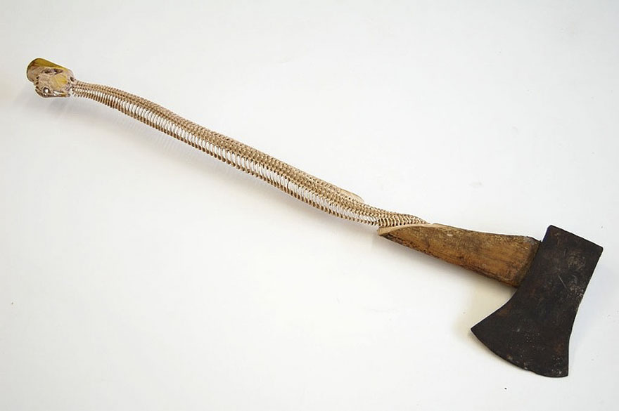 Giant Tree Trunk Carved Down To Frayed Rope By Maskull Lasserre Giant Tree Trunk Carved Down To Frayed Rope By Maskull Lasserre