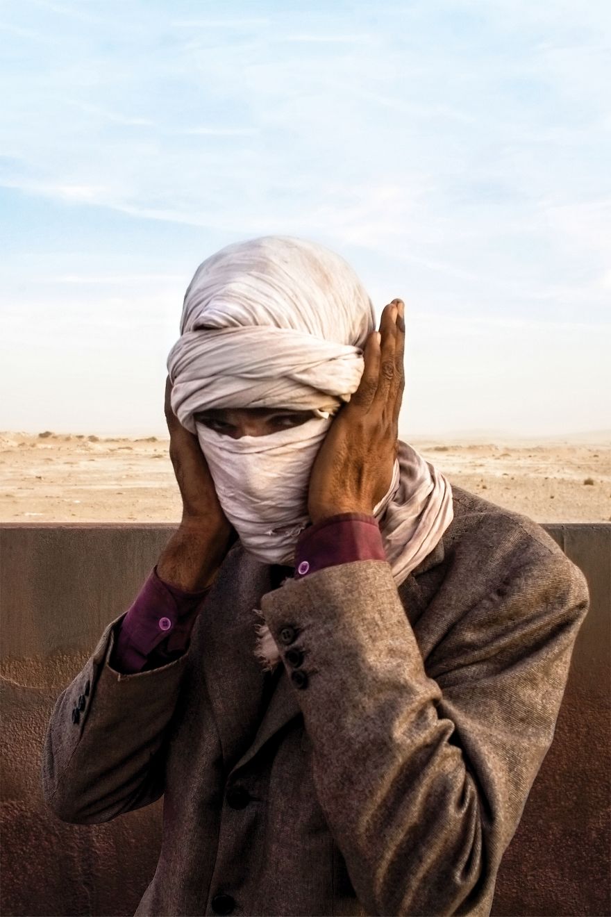 Freight Train Hopping In Mauritania: 4000 Kilometers In A Cargo Carriage With Local Shepherds And Their Sheep Freight Train Hopping In Mauritania: 4000 Kilometers In A Cargo Carriage With Local Shepherds And Their Sheep