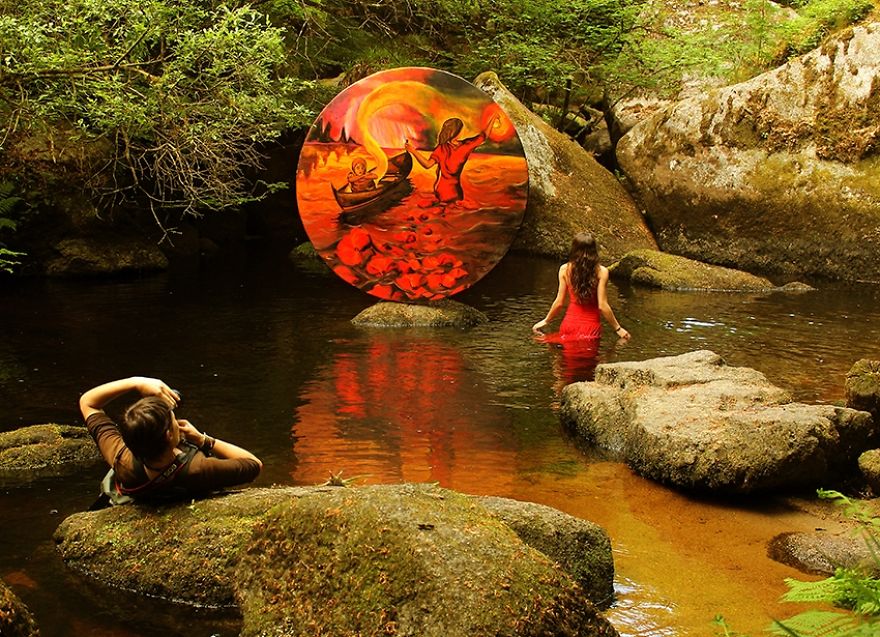 Photographer Finds Amazing Way To Present Her Paintings