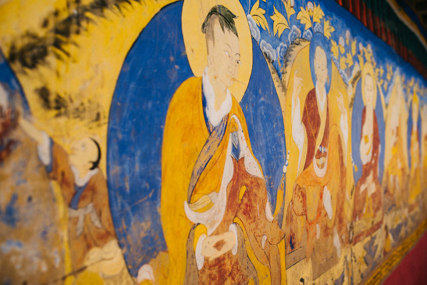 A Week Long Engagement Photo Shoot In Ladakh, India A Week Long Engagement Photo Shoot In Ladakh, India