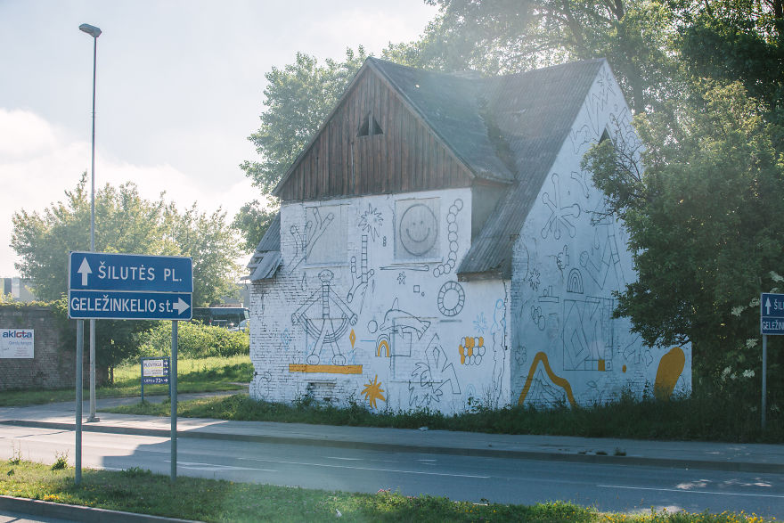 Stars Over Scars: Project For A Street Art Festival