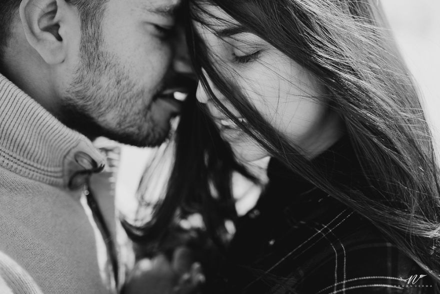 A Week Long Engagement Photo Shoot In Ladakh, India A Week Long Engagement Photo Shoot In Ladakh, India